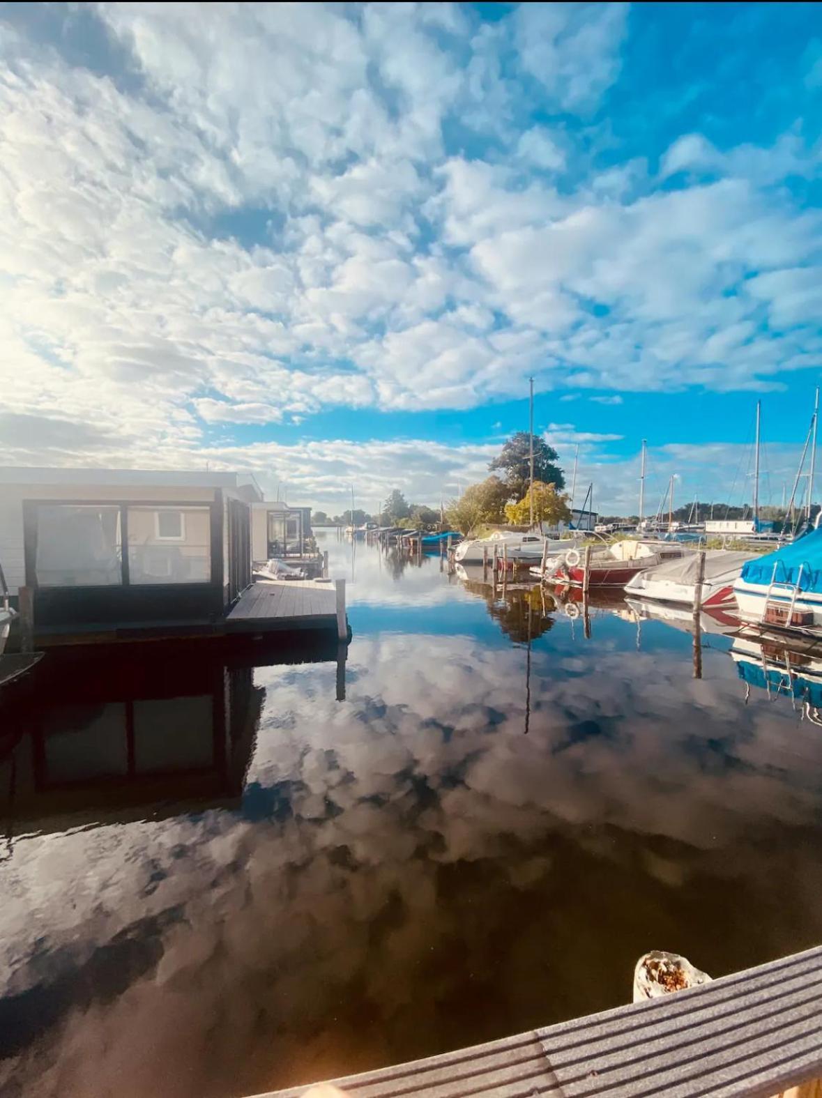 شقة Amsterdam Boathouse آلسمير المظهر الخارجي الصورة